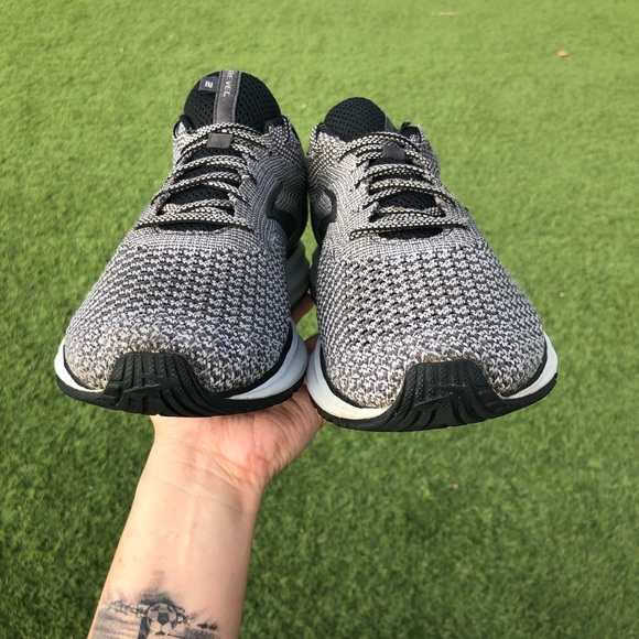 Brooks *Revel 2* Black Gray Running Shoes Men’s Size 11 Medium (D) 1102921D097 - Picture 7 of 8